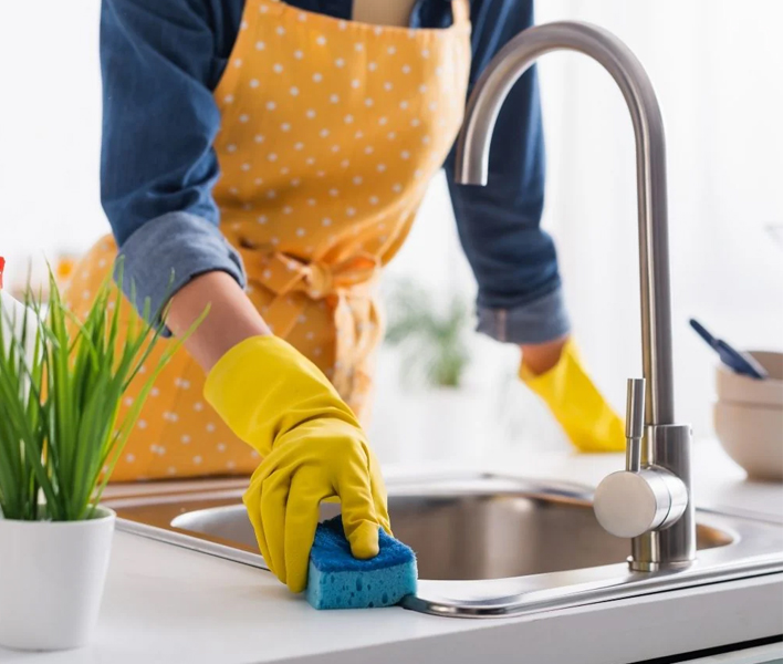 Kitchen Cleaning